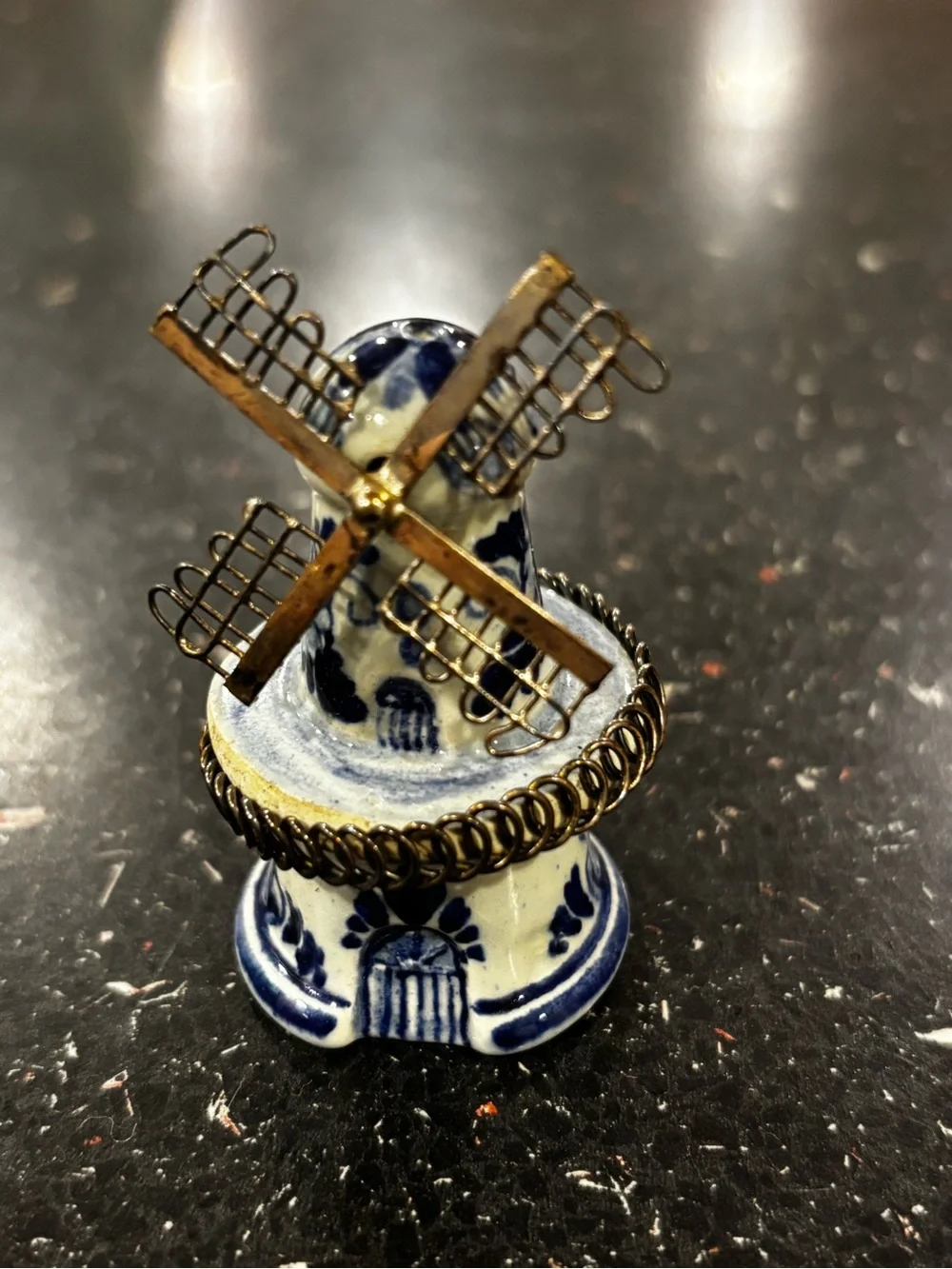made in Holland- Delfts Salt/ Pepper Shakers Antiq Blue-Wh Ceramic Windmill set